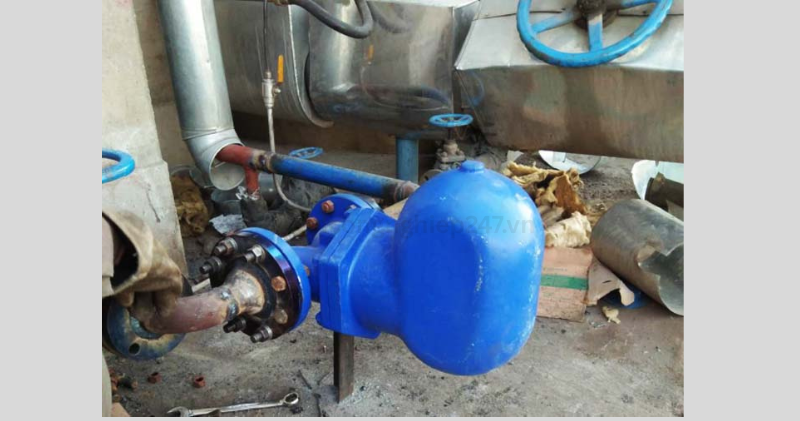 Bẫy hơi phao mặt bích DN25